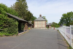 Ecole La source de l'Orange à Fourneville - La cour